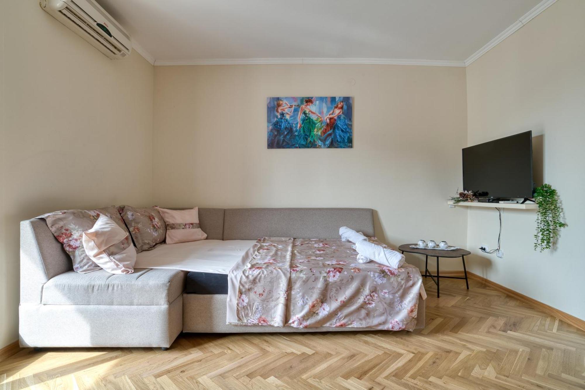 Comfort Apartment Near The Beach 부드바 외부 사진