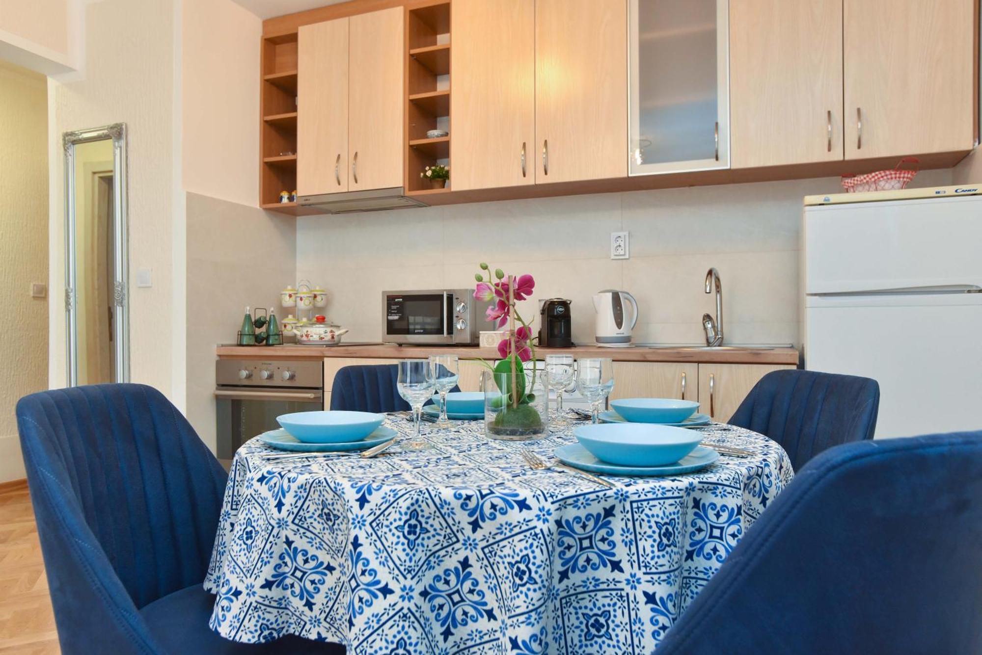 Comfort Apartment Near The Beach 부드바 외부 사진