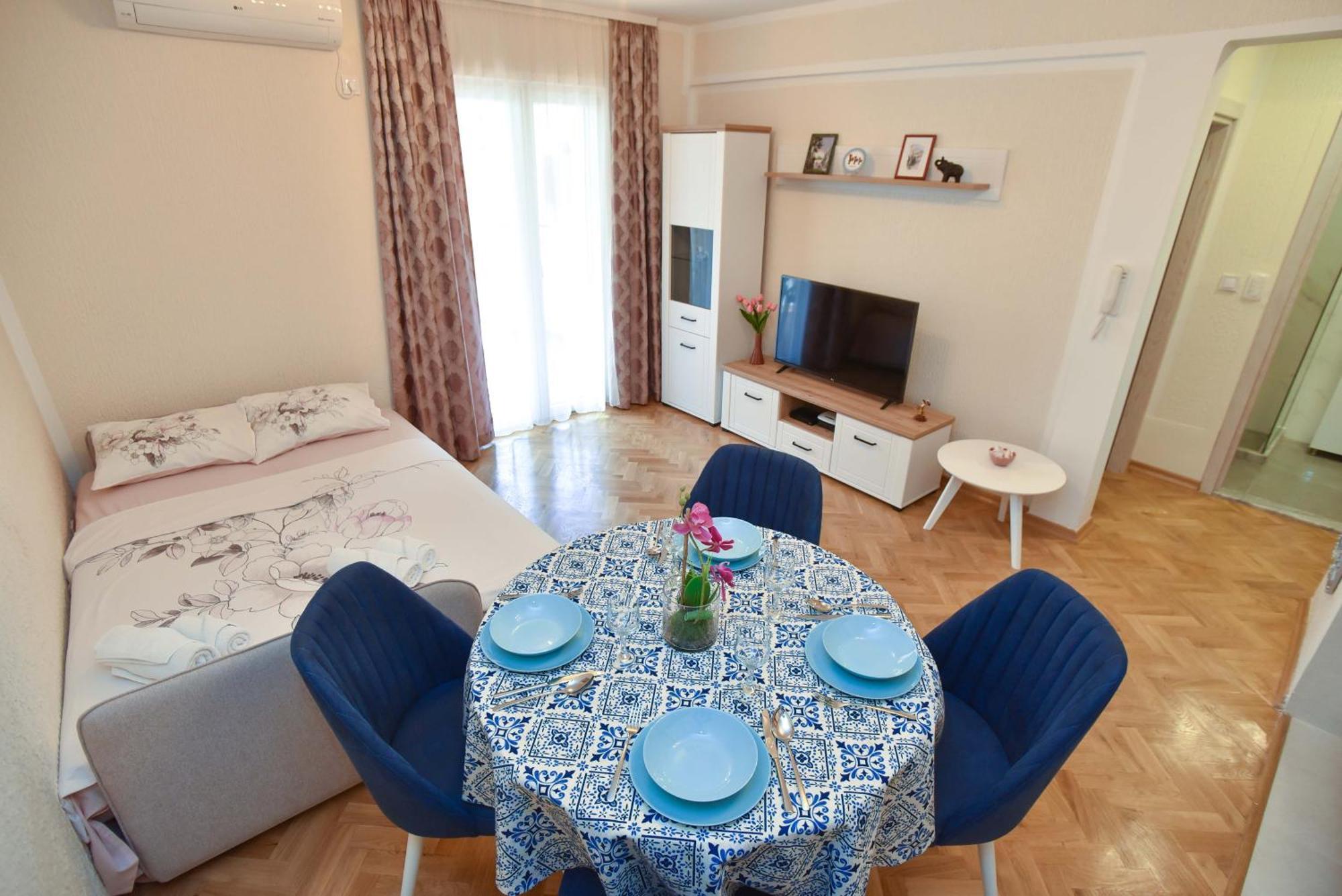 Comfort Apartment Near The Beach 부드바 외부 사진